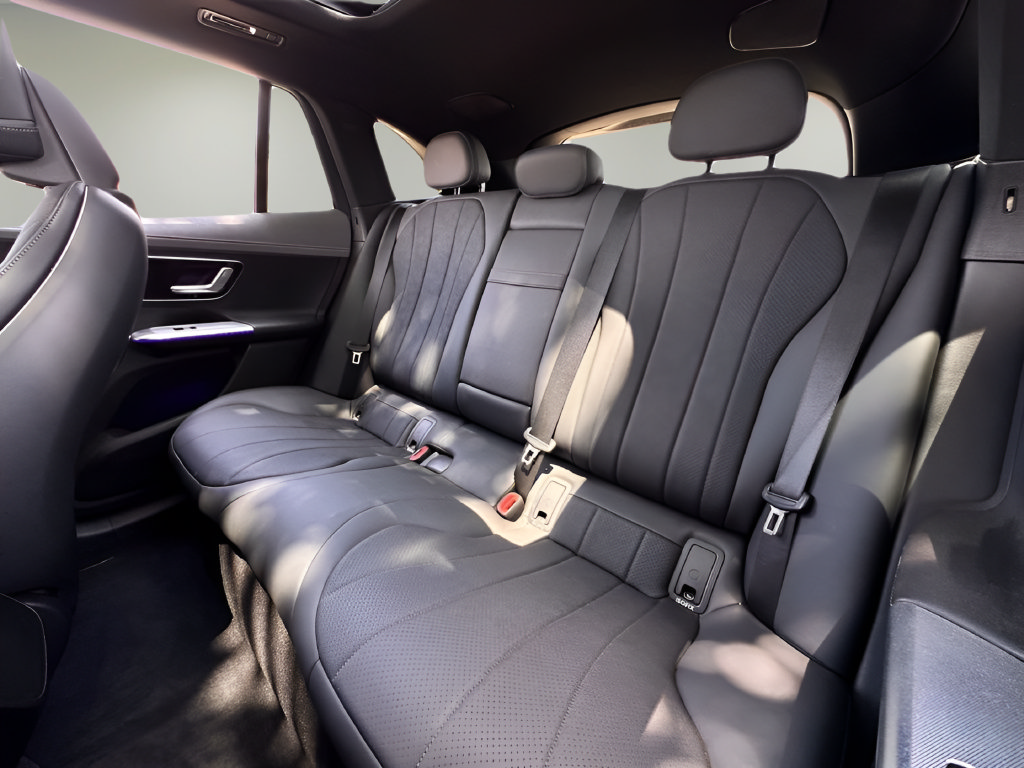 Used 2025 Mercedes-Benz EQE 350+ 4MATIC SUV image 19