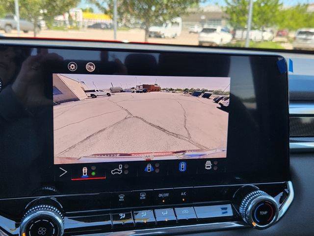 New 2025 GMC Canyon Elevation w/ Technology Package AWD/4WD image 15