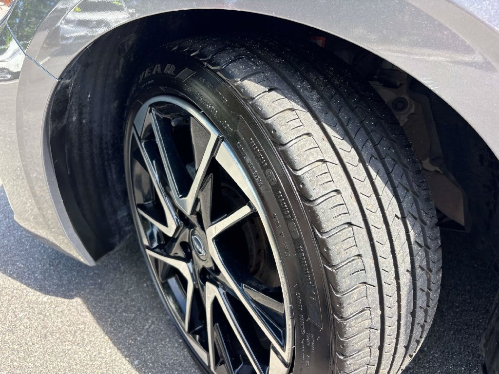 Used 2024 Nissan Sentra SR FWD image 29