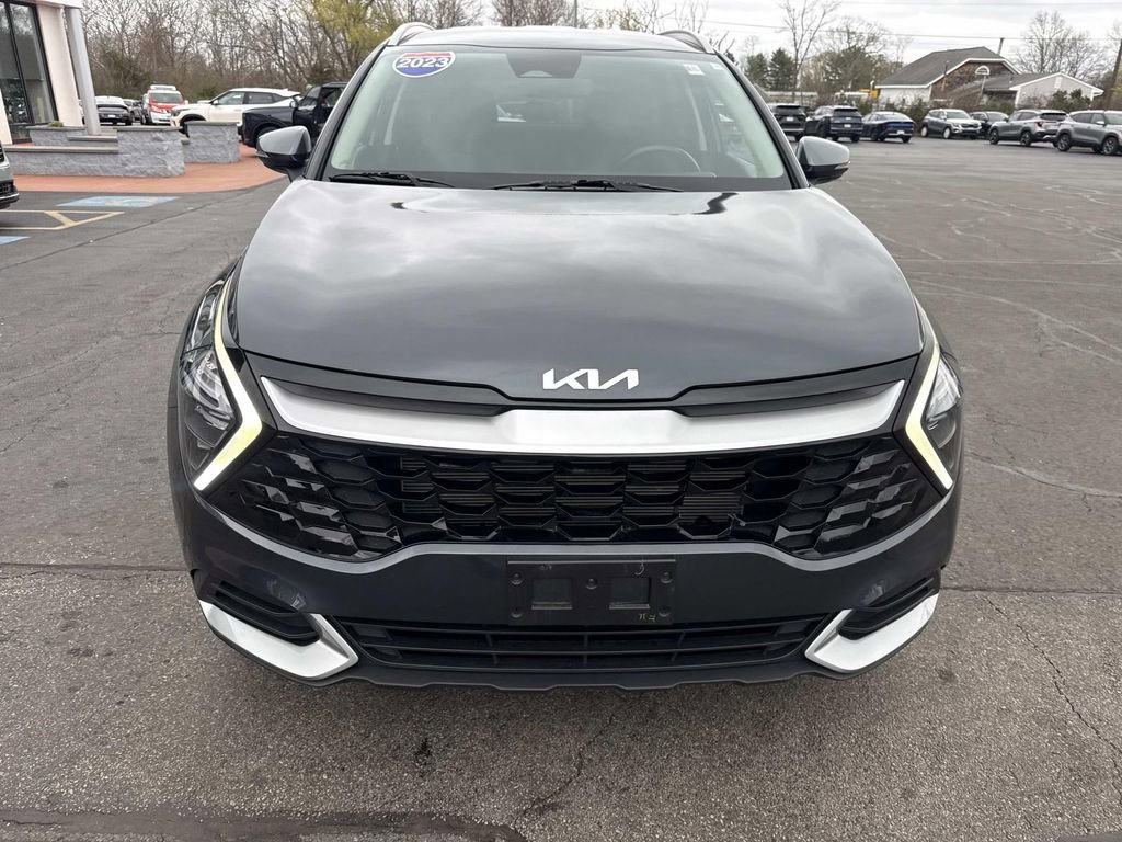 Used 2023 Kia Sportage EX AWD/4WD image 11
