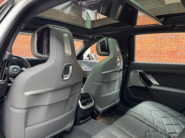 New 2026 BMW 760i xDrive image 24