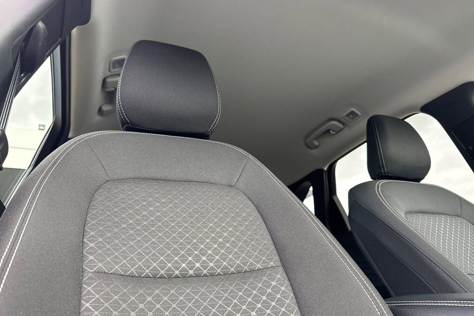 Used 2025 Ford Escape Active image 18