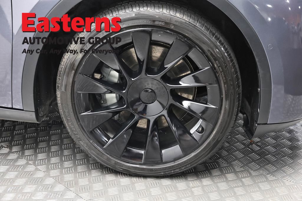 Used 2020 Tesla Model Y Long Range AWD/4WD image 24