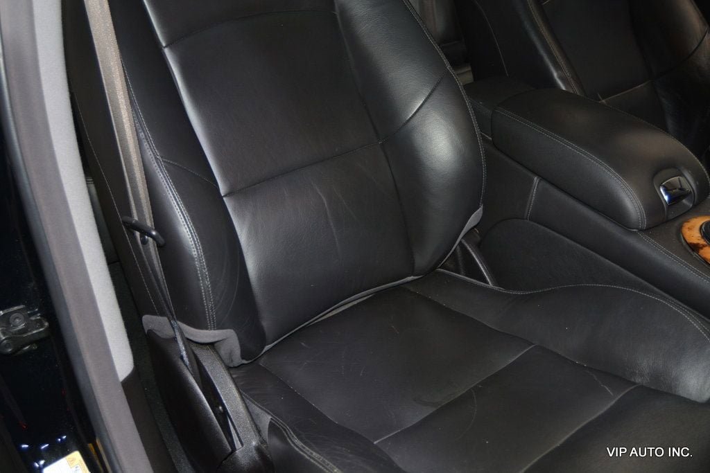 Used 2004 Jaguar XJ8 RWD image 15