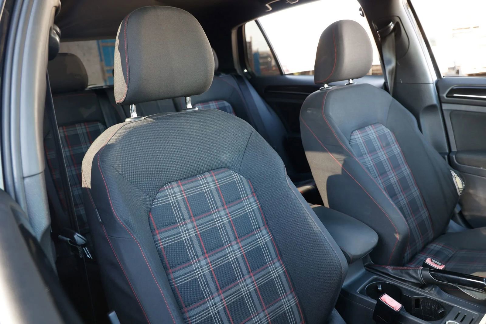 Used 2017 Volkswagen GTI Sport image 16