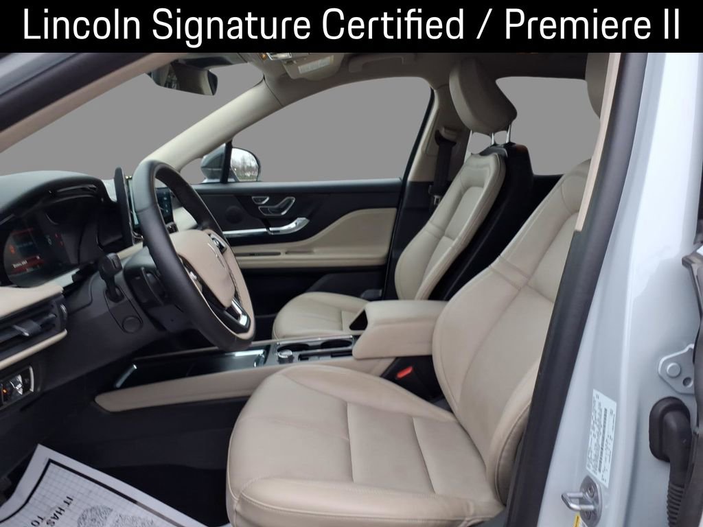Used 2025 Lincoln Corsair FWD w/ Equipment Group 101A image 20