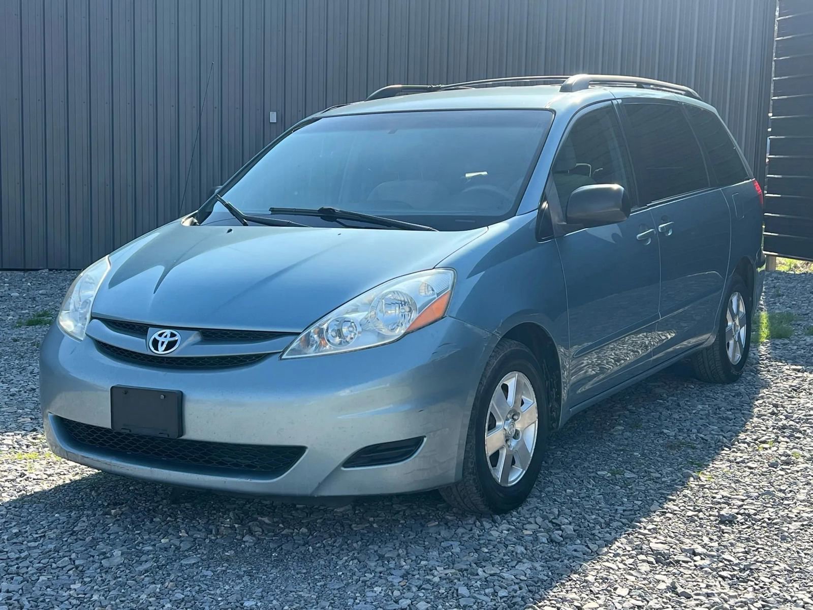 Used 2007 Toyota Sienna CE