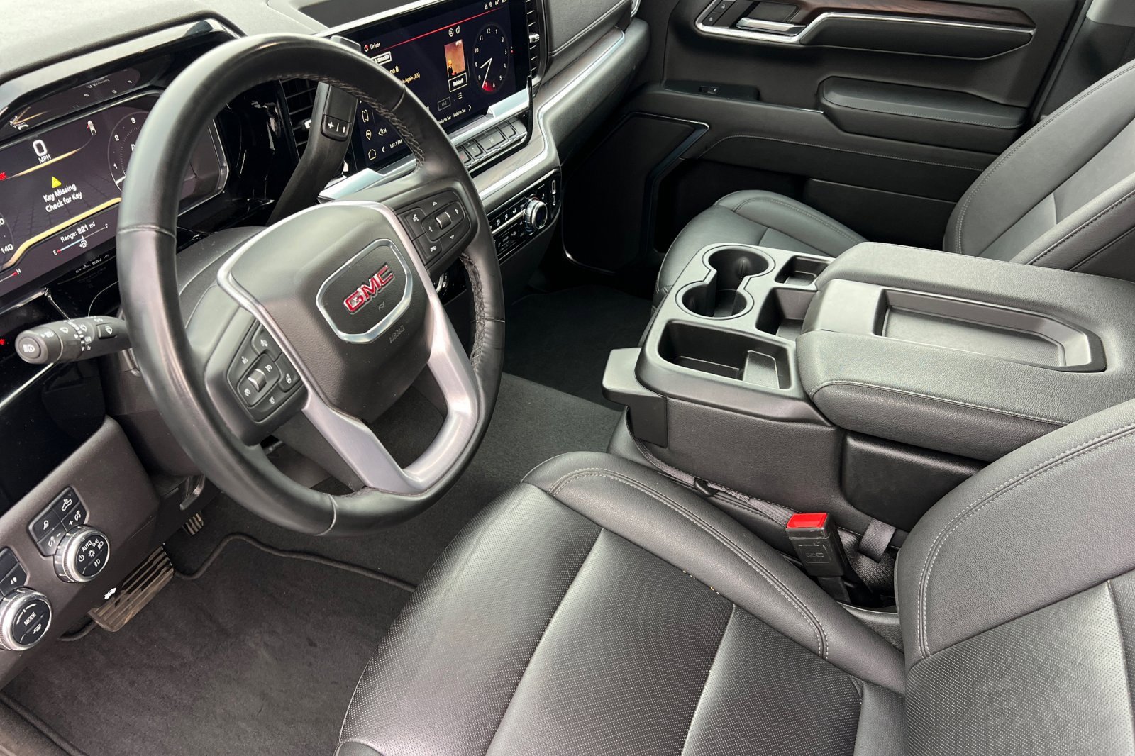 Used 2024 GMC Sierra 1500 SLT image 10