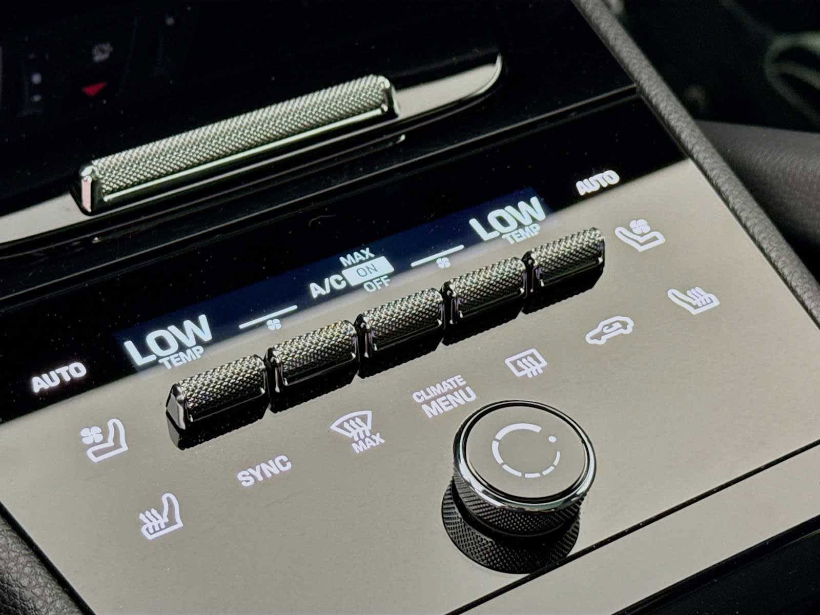 Certified 2024 Porsche Cayenne S image 16