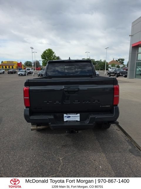 Used 2025 Toyota Tacoma TRD Off-Road AWD/4WD image 4