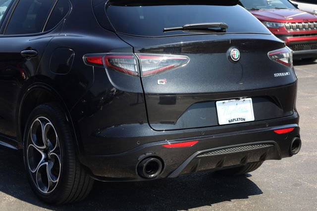 Used 2024 Alfa Romeo Stelvio Veloce image 7
