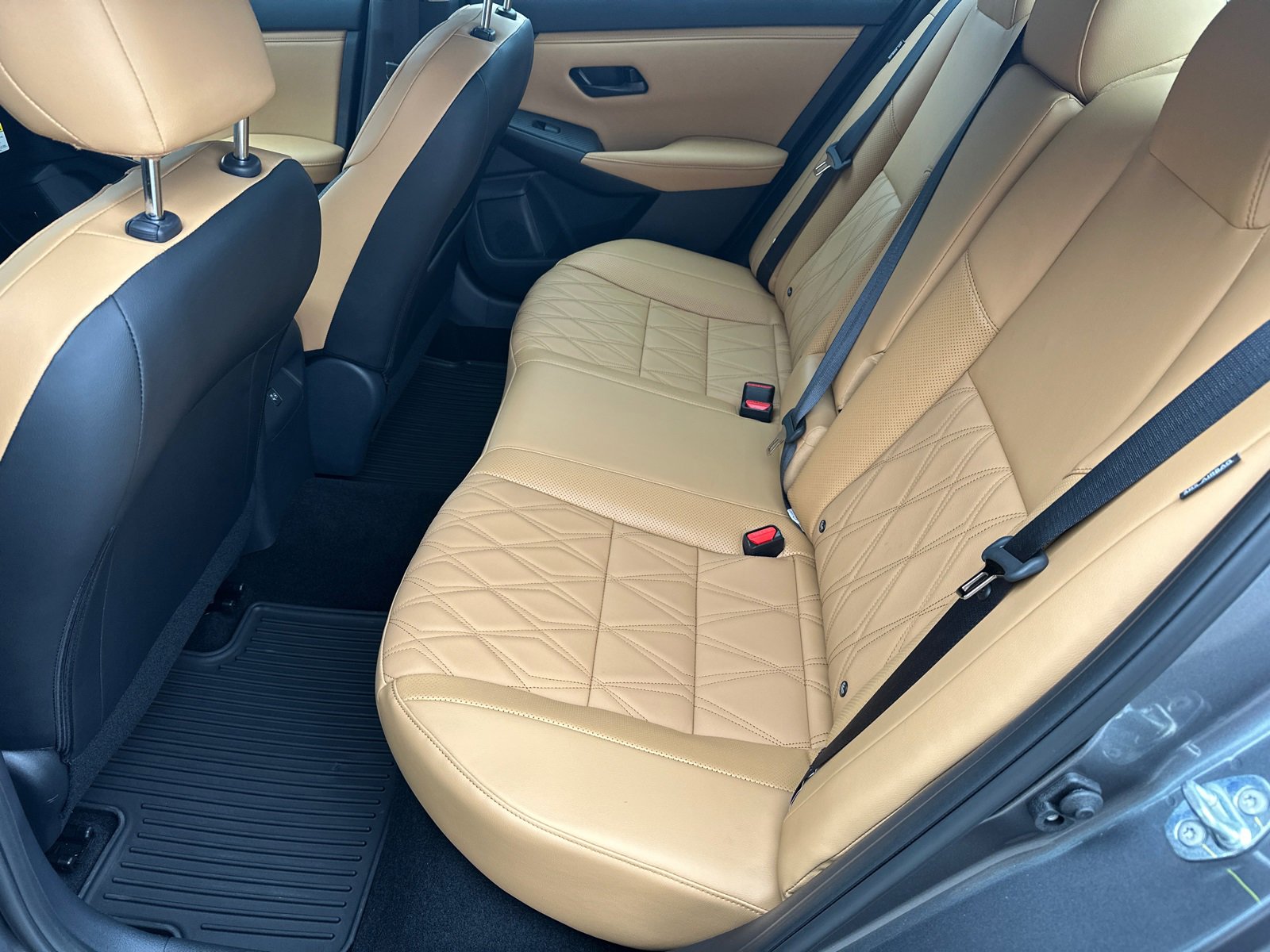 New 2025 Nissan Sentra SV w/ SV Premium Package image 20