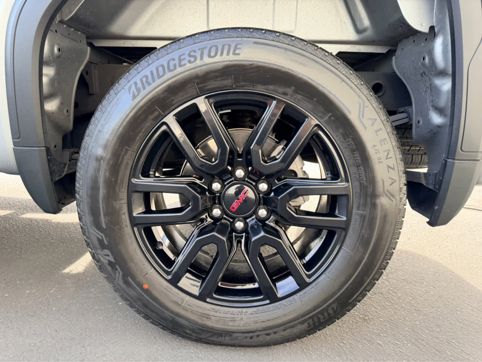 Used 2024 GMC Sierra 1500 Elevation w/ LPO, Elevation Black Package image 10