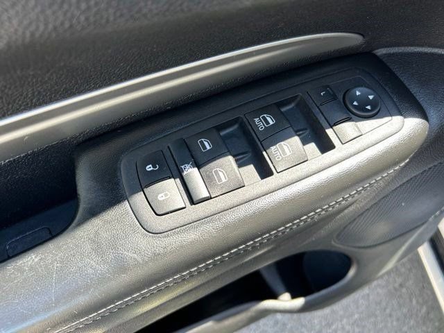 Used 2019 Dodge Durango SXT w/ Trailer Tow Group IV RWD image 12