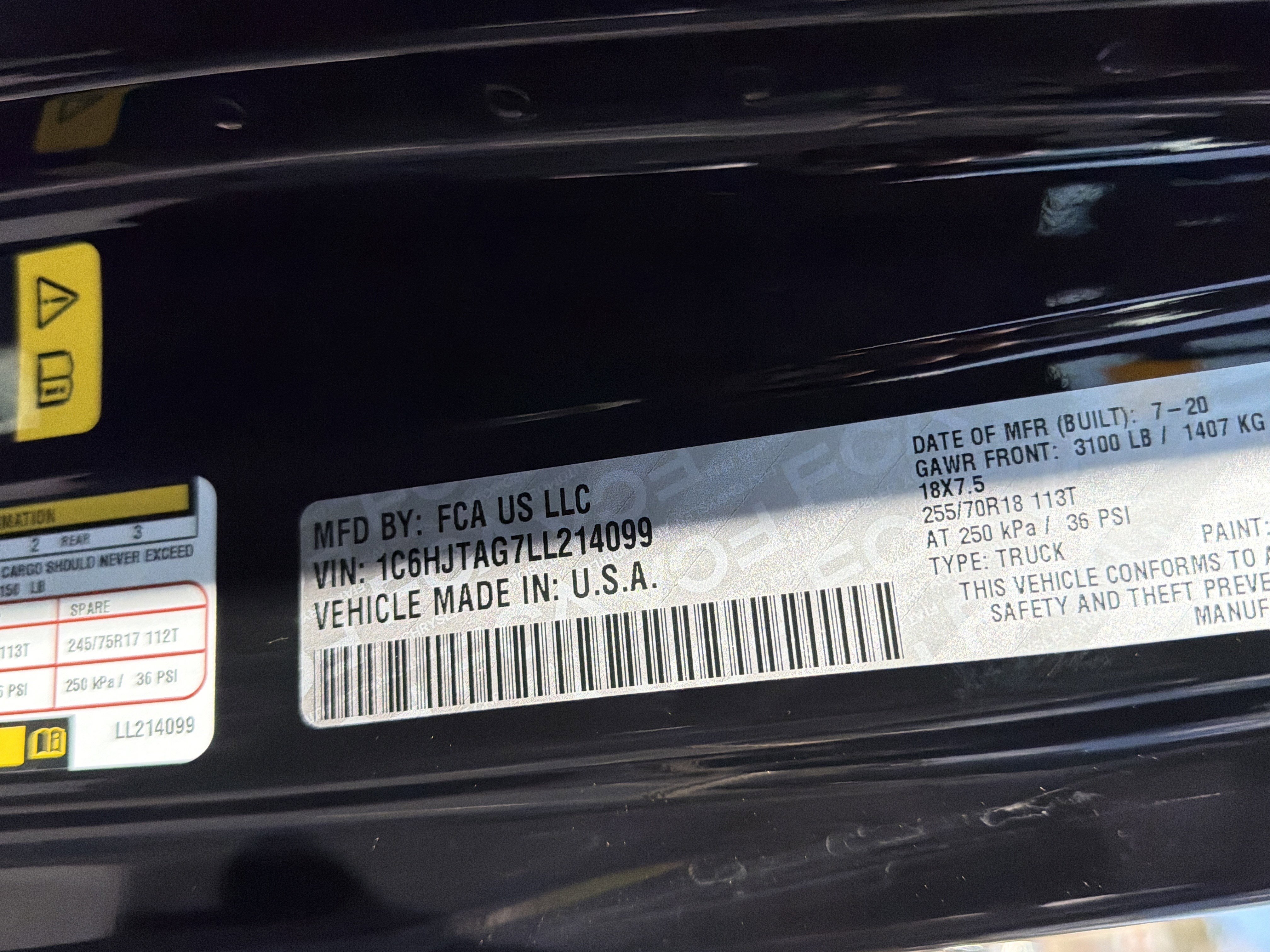 Used 2020 Jeep Gladiator Sport image 30