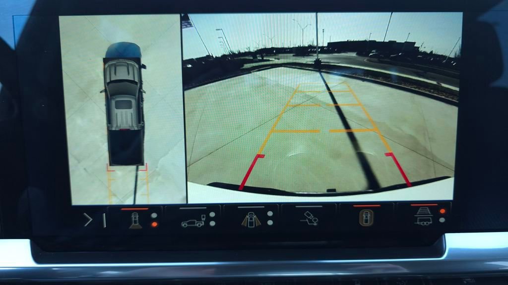 Used 2024 Chevrolet Silverado 1500 LTZ image 36