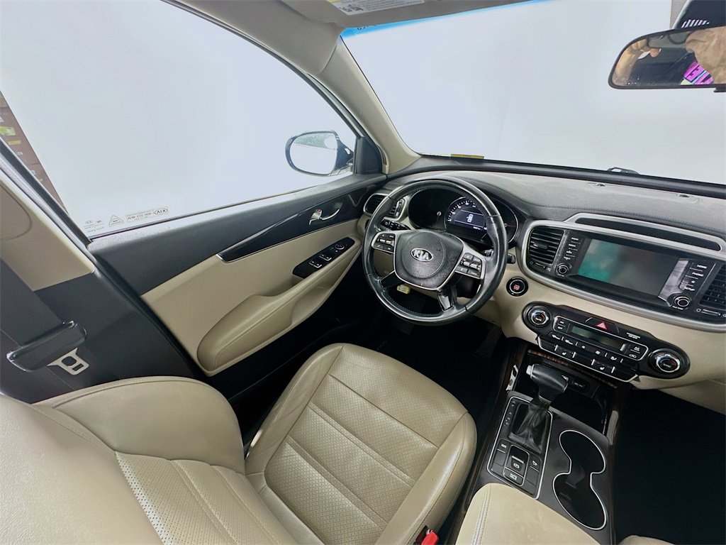 Used 2020 Kia Sorento EX image 9