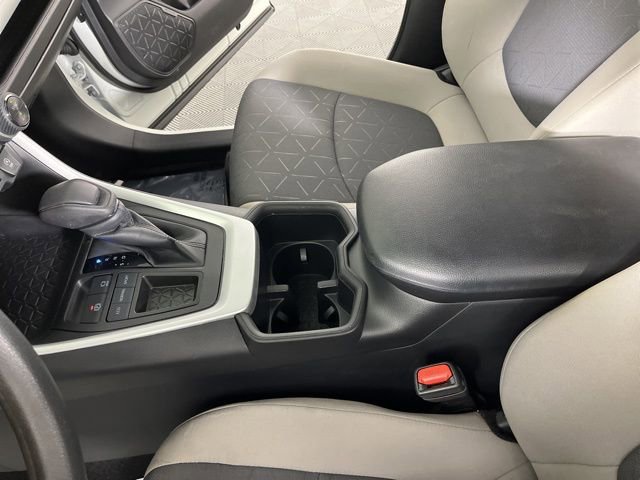 Used 2024 Toyota RAV4 XLE image 28