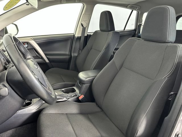 Used 2018 Toyota RAV4 XLE w/ Convenience Package AWD/4WD image 13