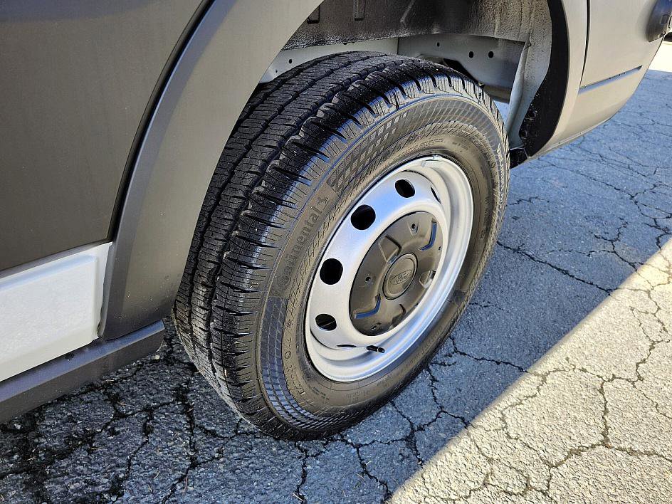 New 2024 Ford Transit 250 148 Medium Roof w/ Load Area Protection Package image 19