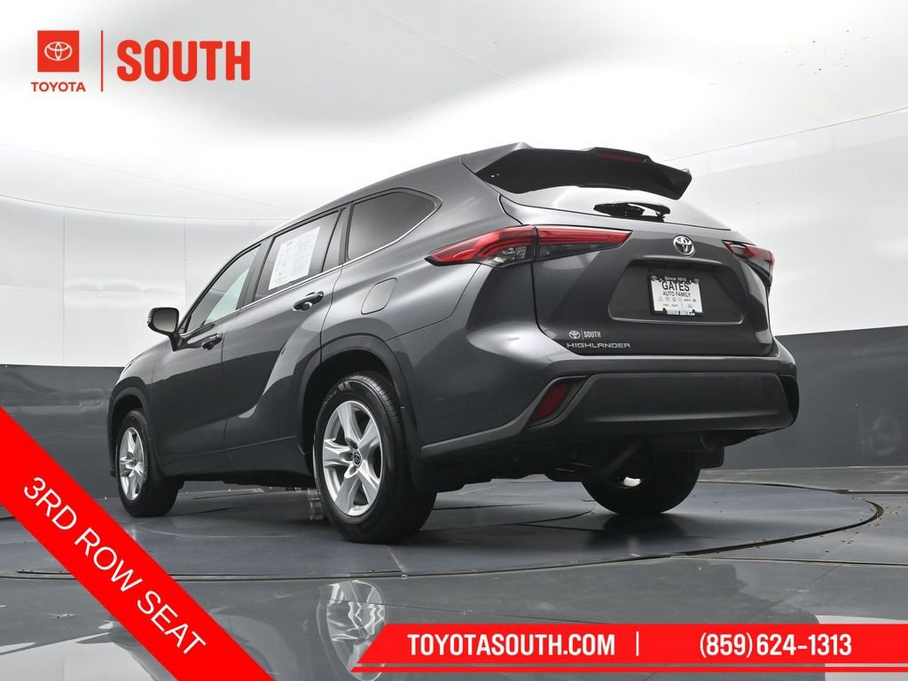 Used 2023 Toyota Highlander L FWD image 45