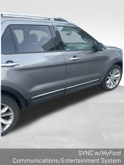 Used 2014 Ford Explorer XLT w/ Equipment Group 202A image 18