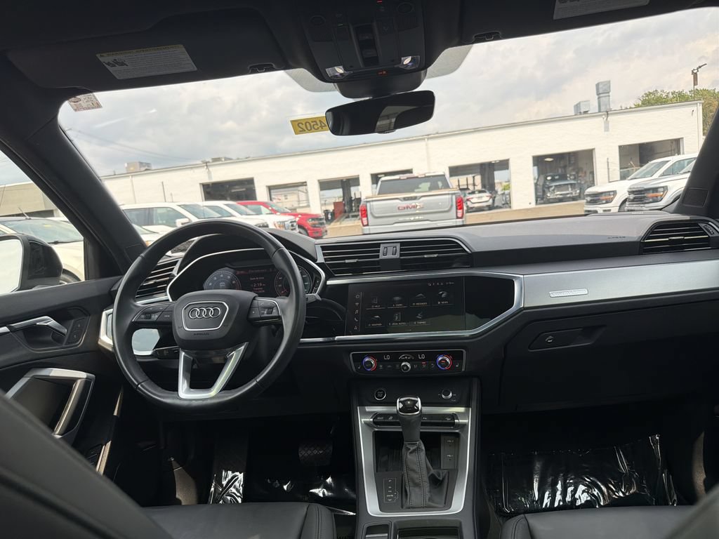 Used 2023 Audi Q3 2.0T Premium Plus AWD/4WD image 18