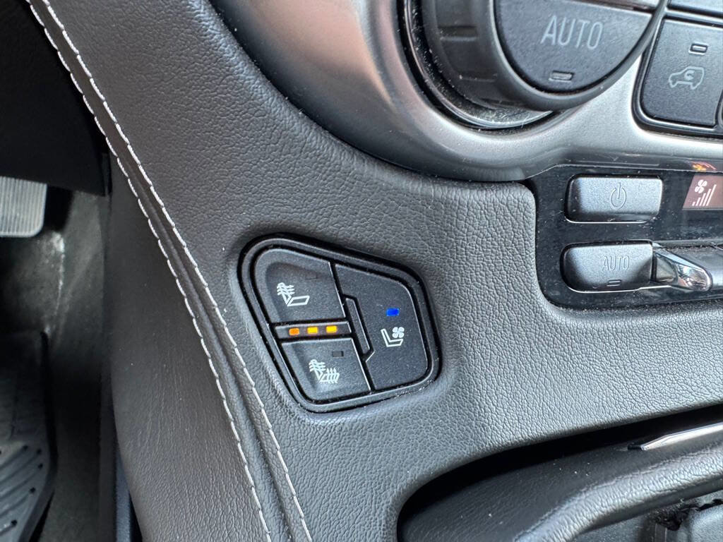 Used 2017 Chevrolet Tahoe Premier image 25