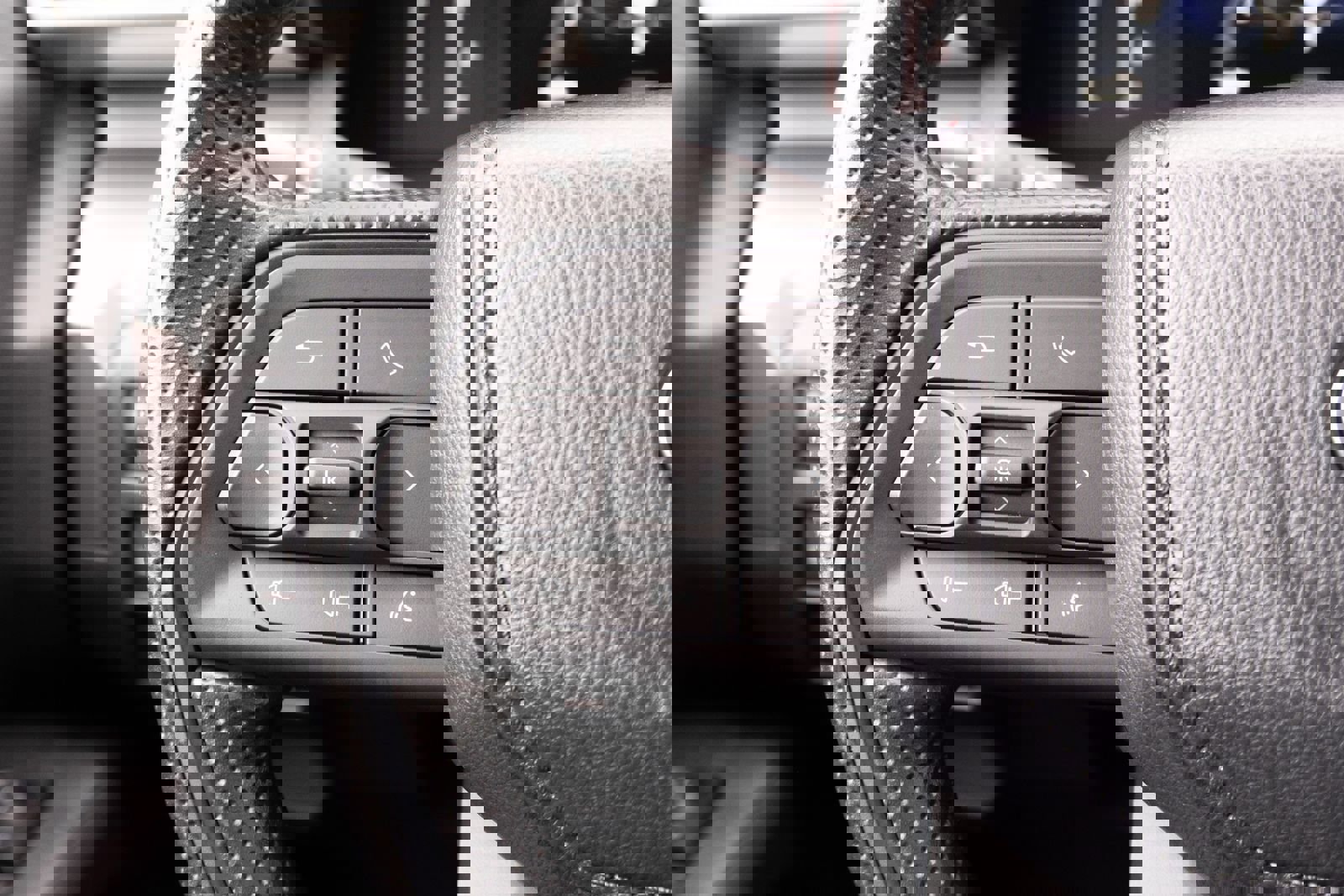 Used 2024 Toyota Tacoma SR5 image 6