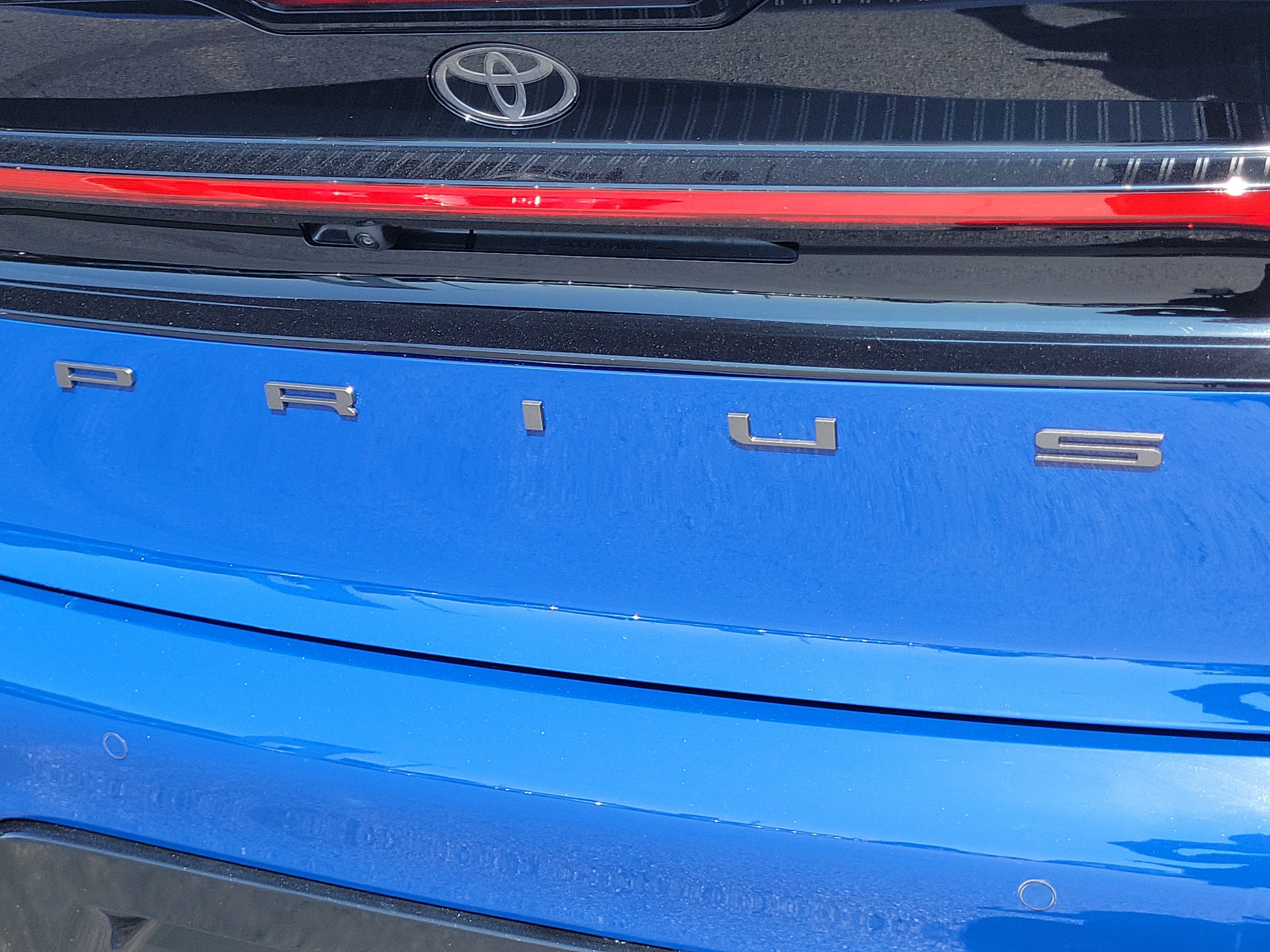 New 2027 Toyota Prius XLE FWD image 8