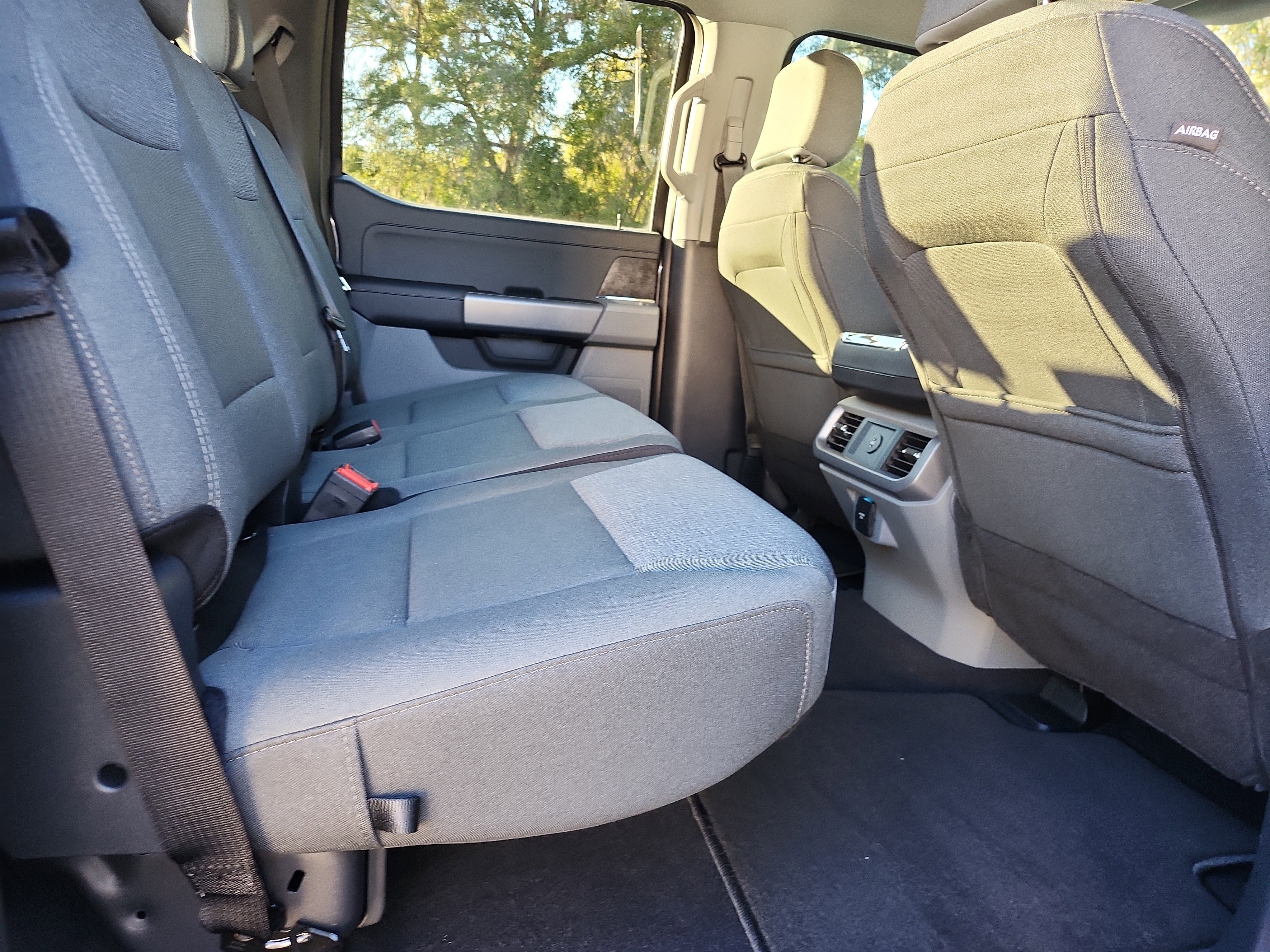 New 2025 Ford F150 Lightning XLT image 17