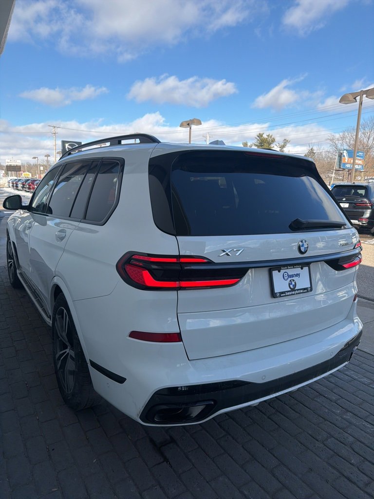 Certified 2026 BMW X7 xDrive40i image 7