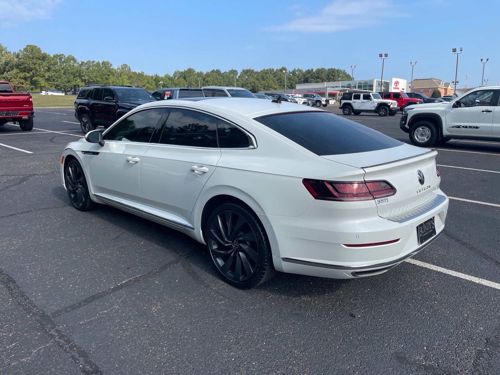 Used 2023 Volkswagen Arteon SEL AWD/4WD image 14