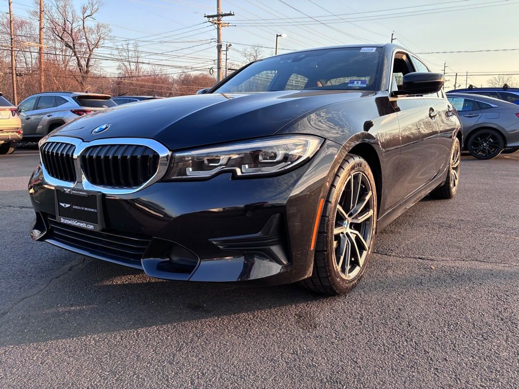 Used 2019 BMW 330i xDrive Sedan w/ Premium Package image 3