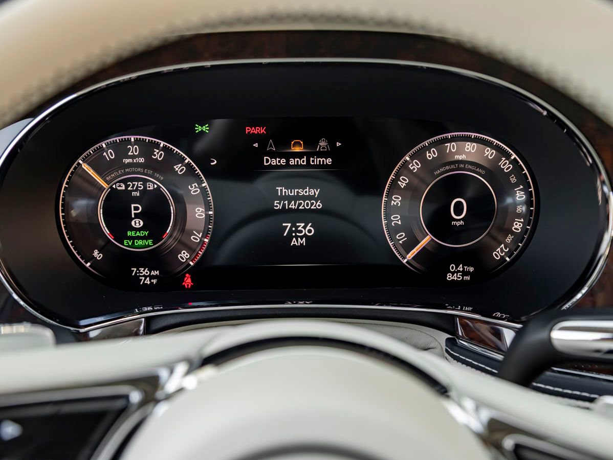 Used 2026 Bentley Flying Spur Plug-In Hybrid AWD/4WD image 21