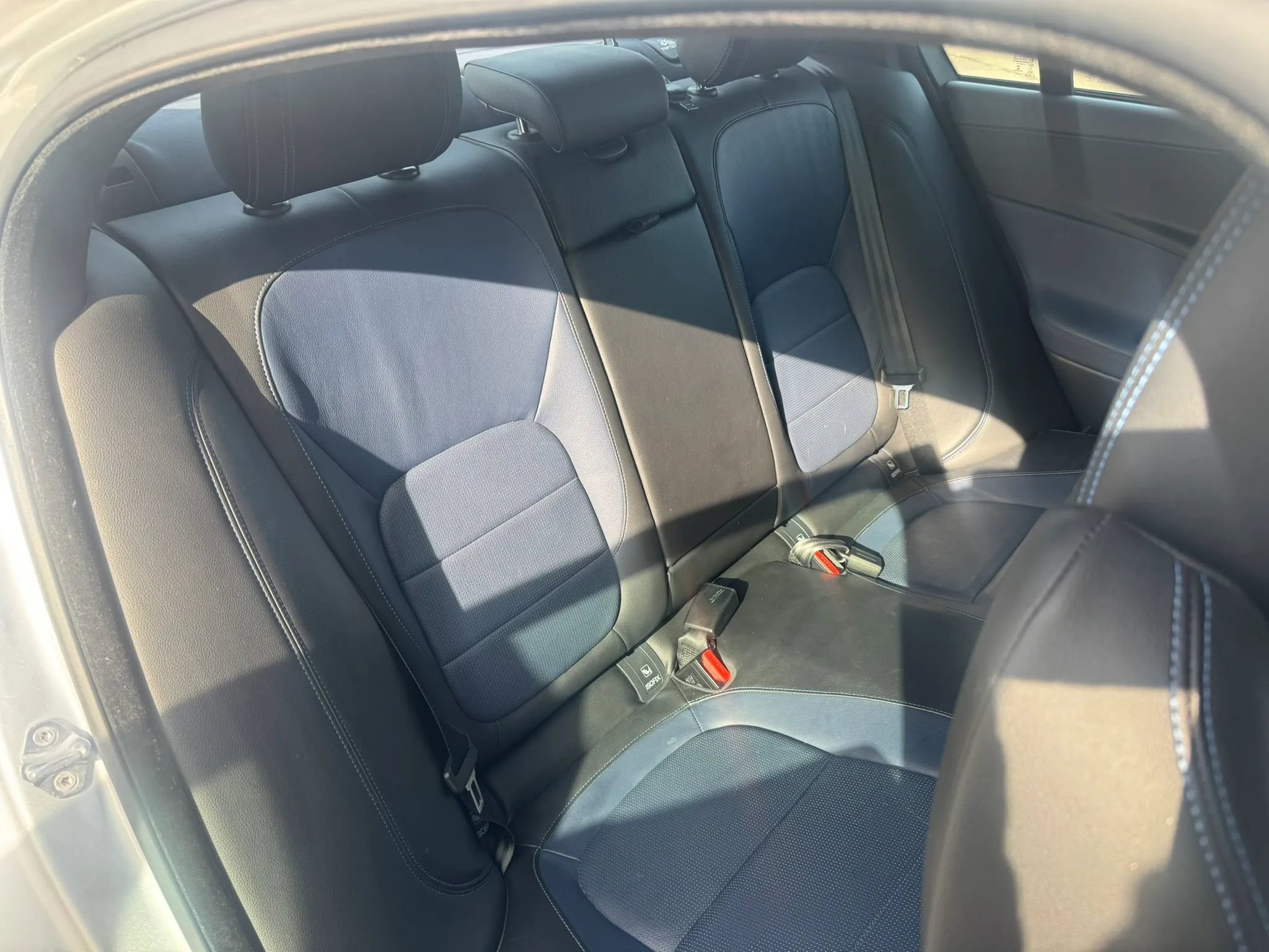 Used 2017 Jaguar XE R-Sport image 25