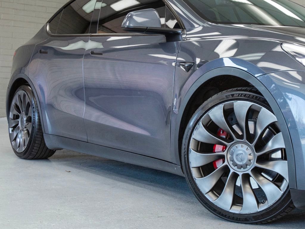 Used 2020 Tesla Model Y Performance image 9