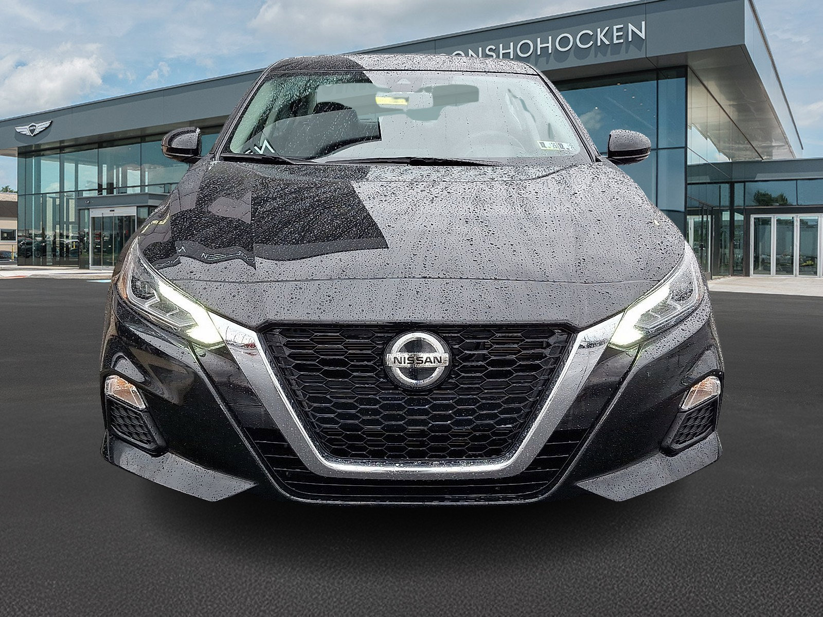 Used 2021 Nissan Altima 2.5 SV w/ SV Premium Package image 3