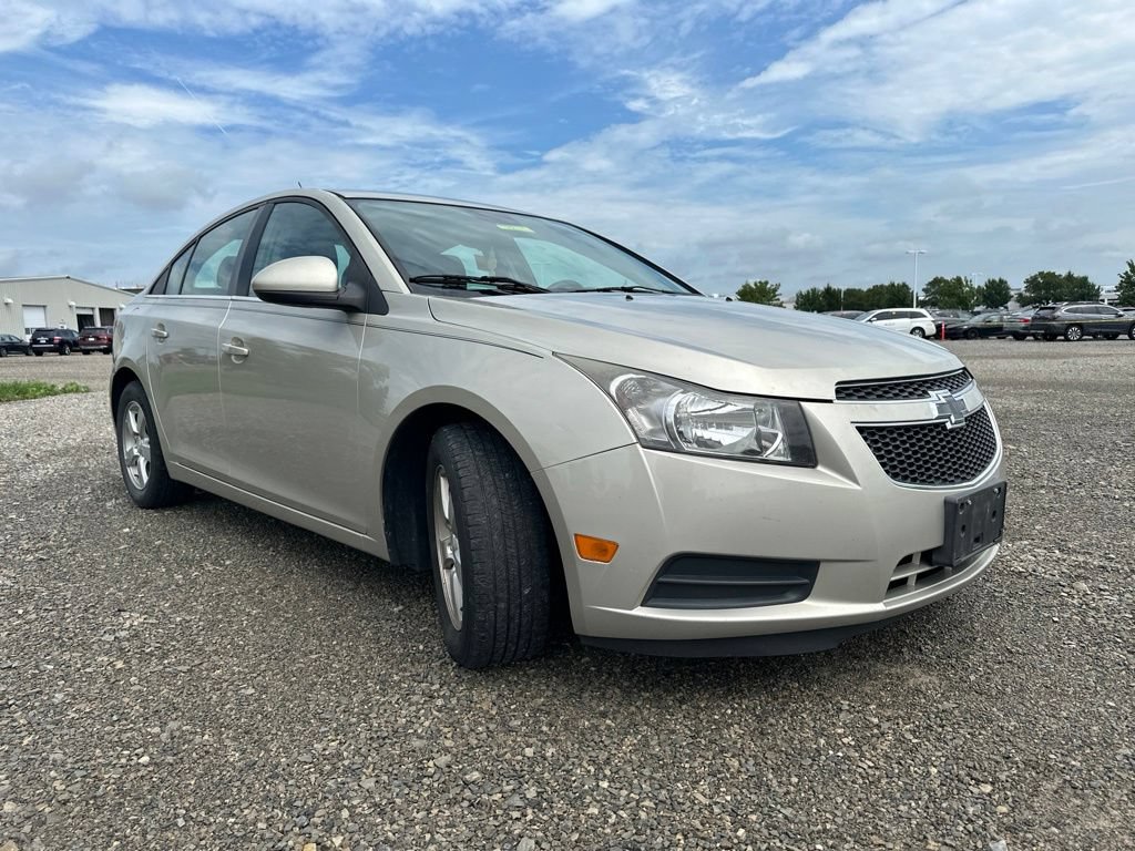 Used 2014 Chevrolet Cruze LT FWD image 12