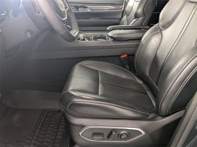 Used 2023 Jeep Wagoneer 2WD w/ Convenience Group I image 13