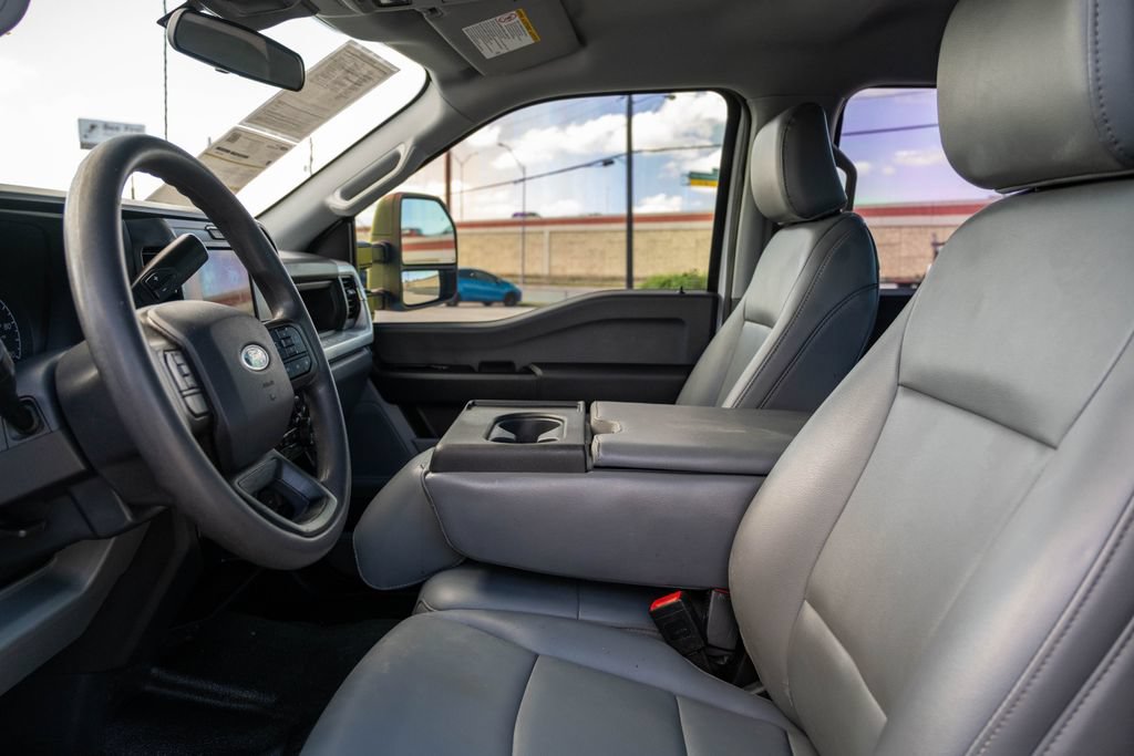 Certified 2025 Ford F250 XL AWD/4WD image 15