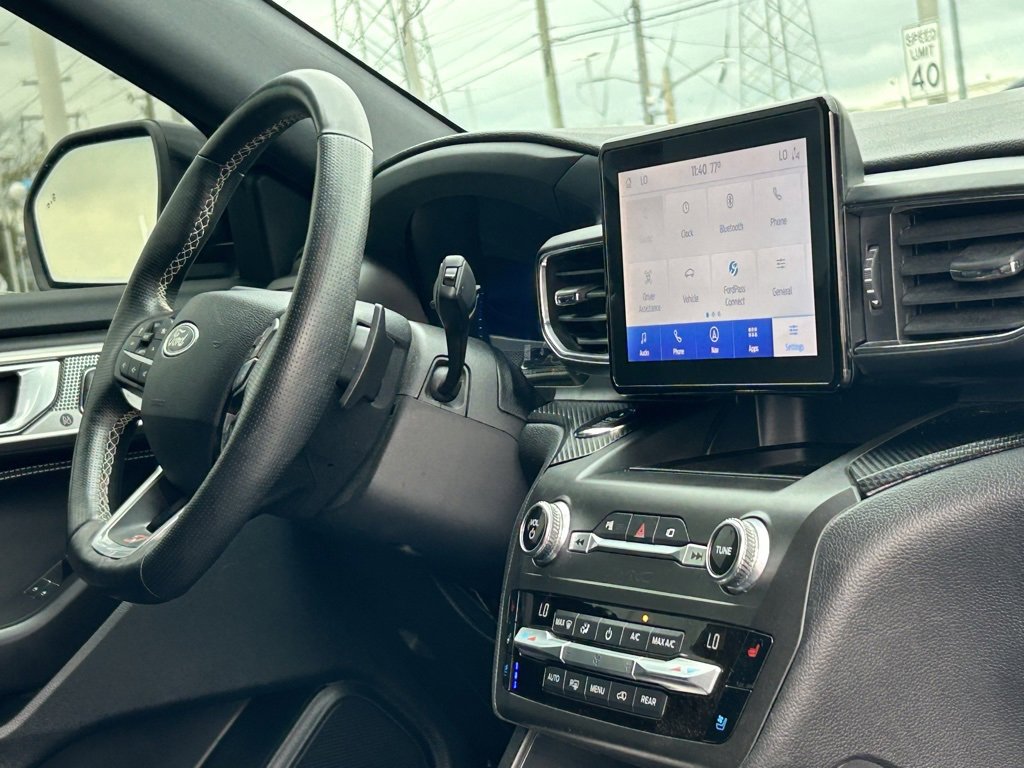 Used 2020 Ford Explorer ST image 23