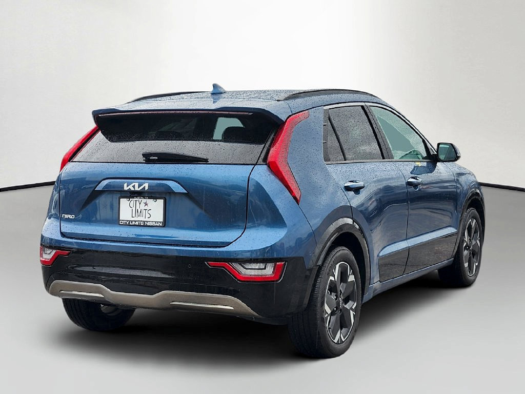 Used 2024 Kia Niro Wave FWD image 7