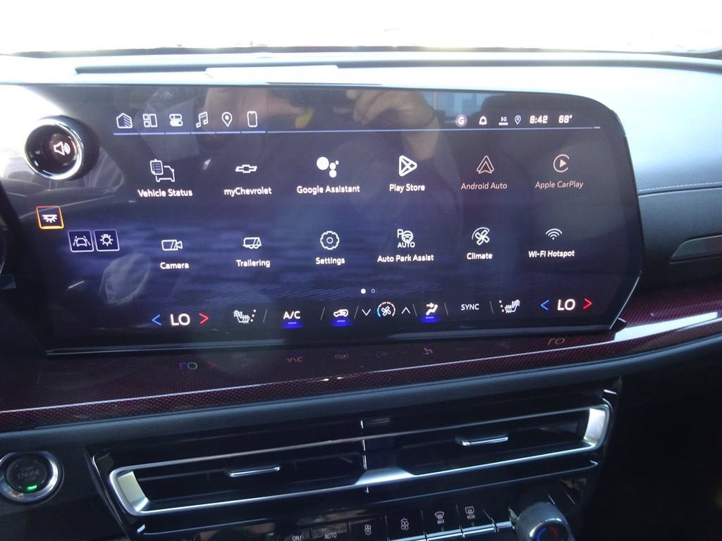 New 2026 Chevrolet Traverse Z71 w/ Enhanced Driving Package AWD/4WD image 26