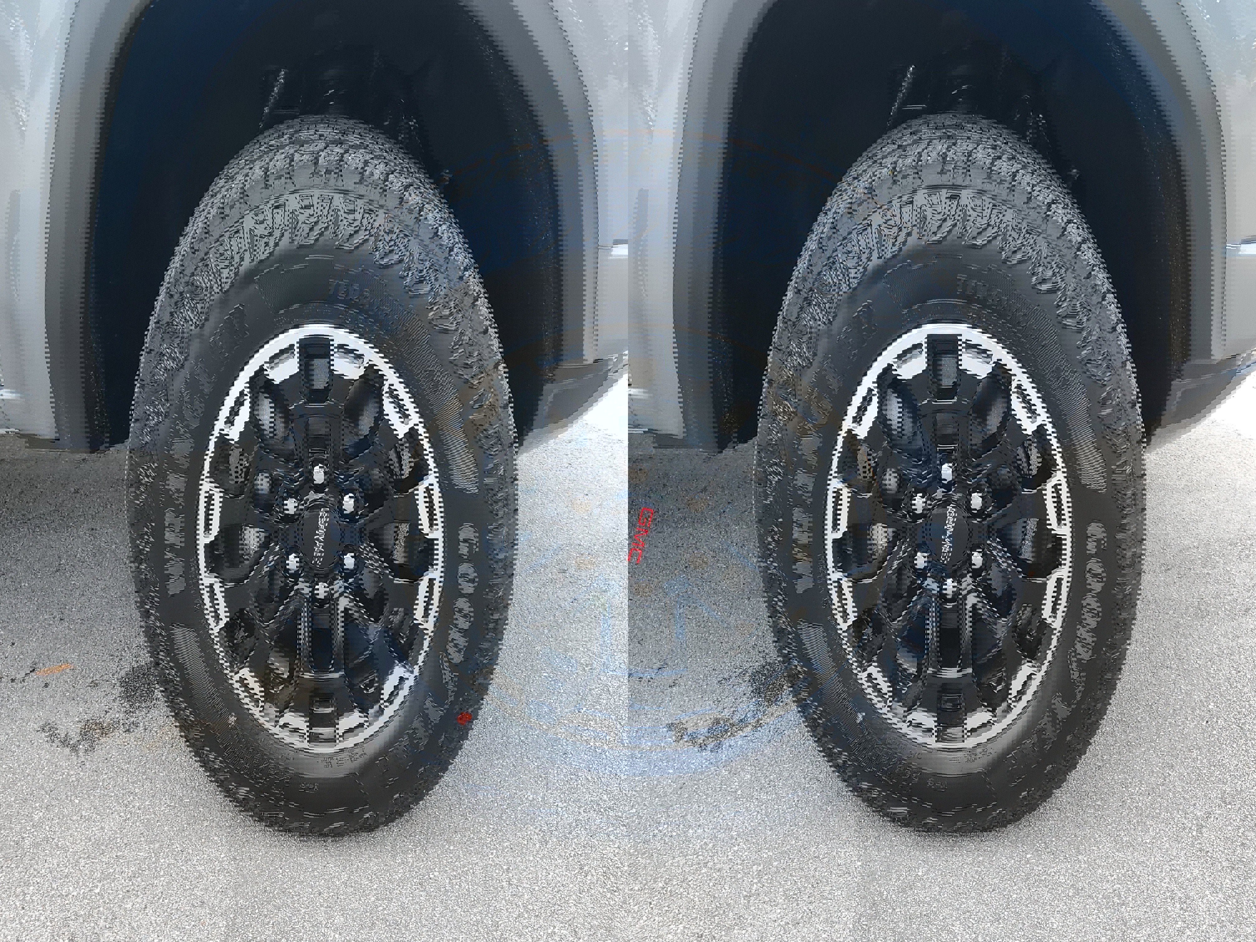 New 2026 GMC Canyon AT4 w/ Technology Plus Package image 5