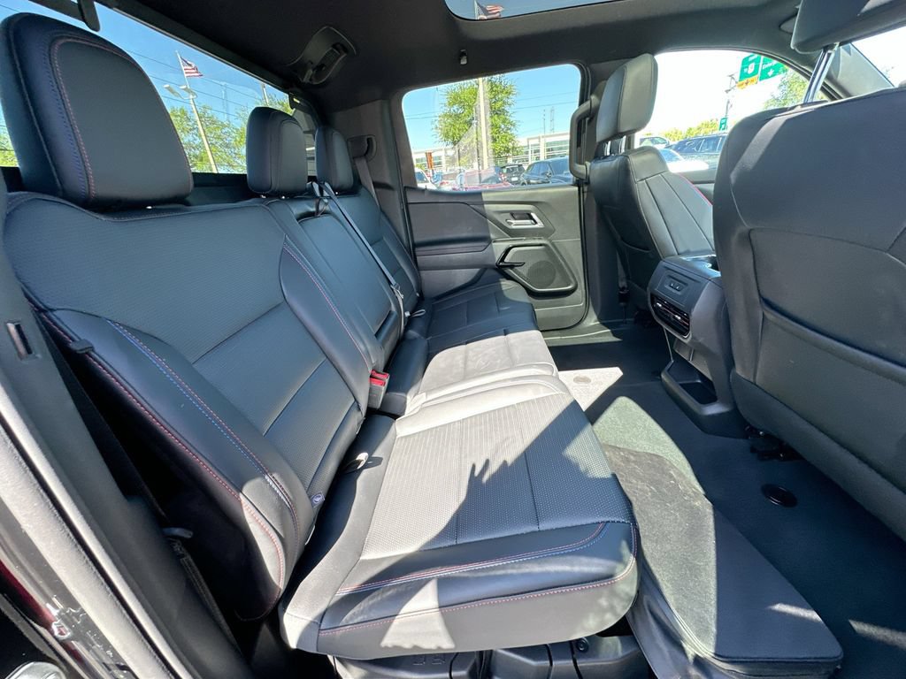 Certified 2025 Chevrolet Silverado EV RST AWD/4WD image 27