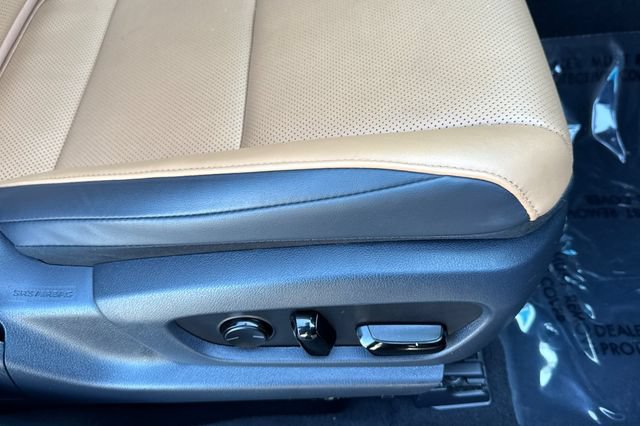Used 2023 Lexus ES 250 w/ Premium Package AWD/4WD image 23