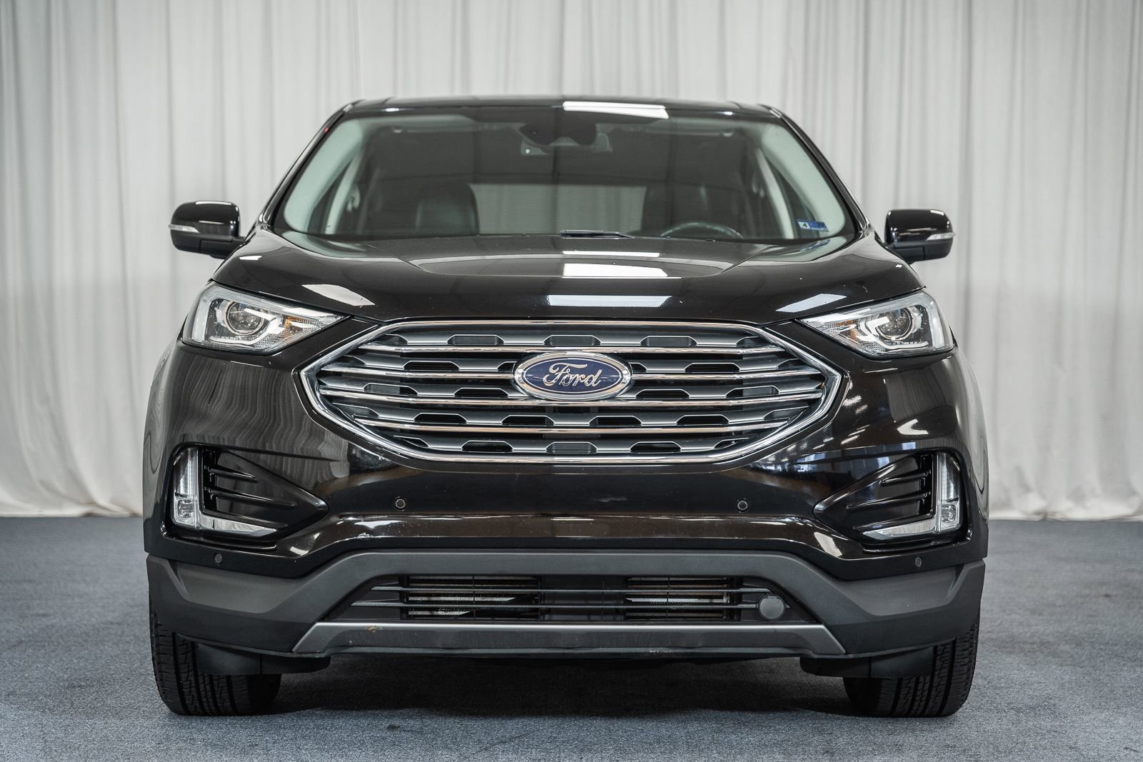 Certified 2022 Ford Edge Titanium image 2