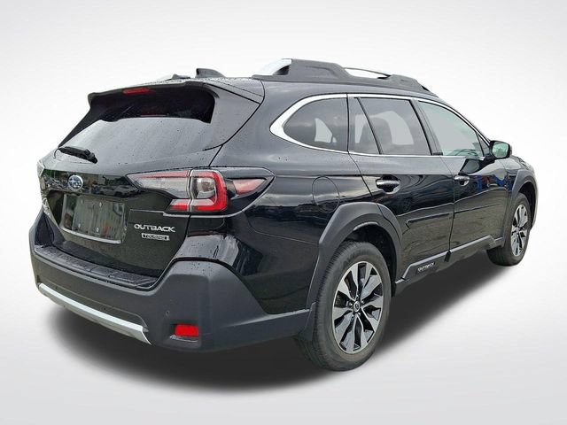 Certified 2025 Subaru Outback Touring AWD/4WD image 6
