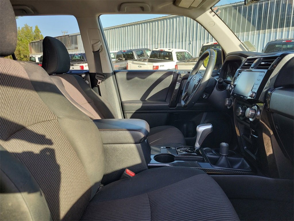 Used 2021 Toyota 4Runner TRD Off-Road image 36